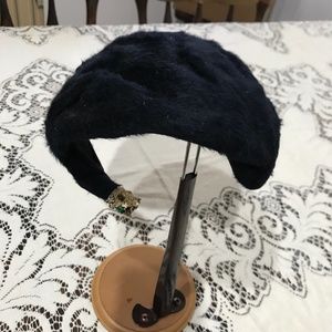Vintage 1940 Carl’s Millinery Salon fur hat